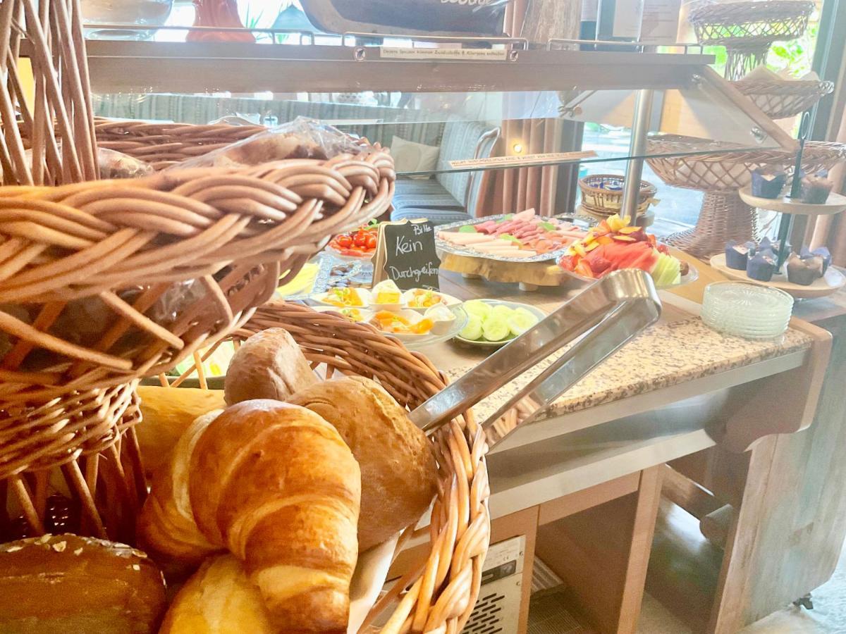 Zu Jeddelohs Lodge Hotel Gladenbach エクステリア 写真