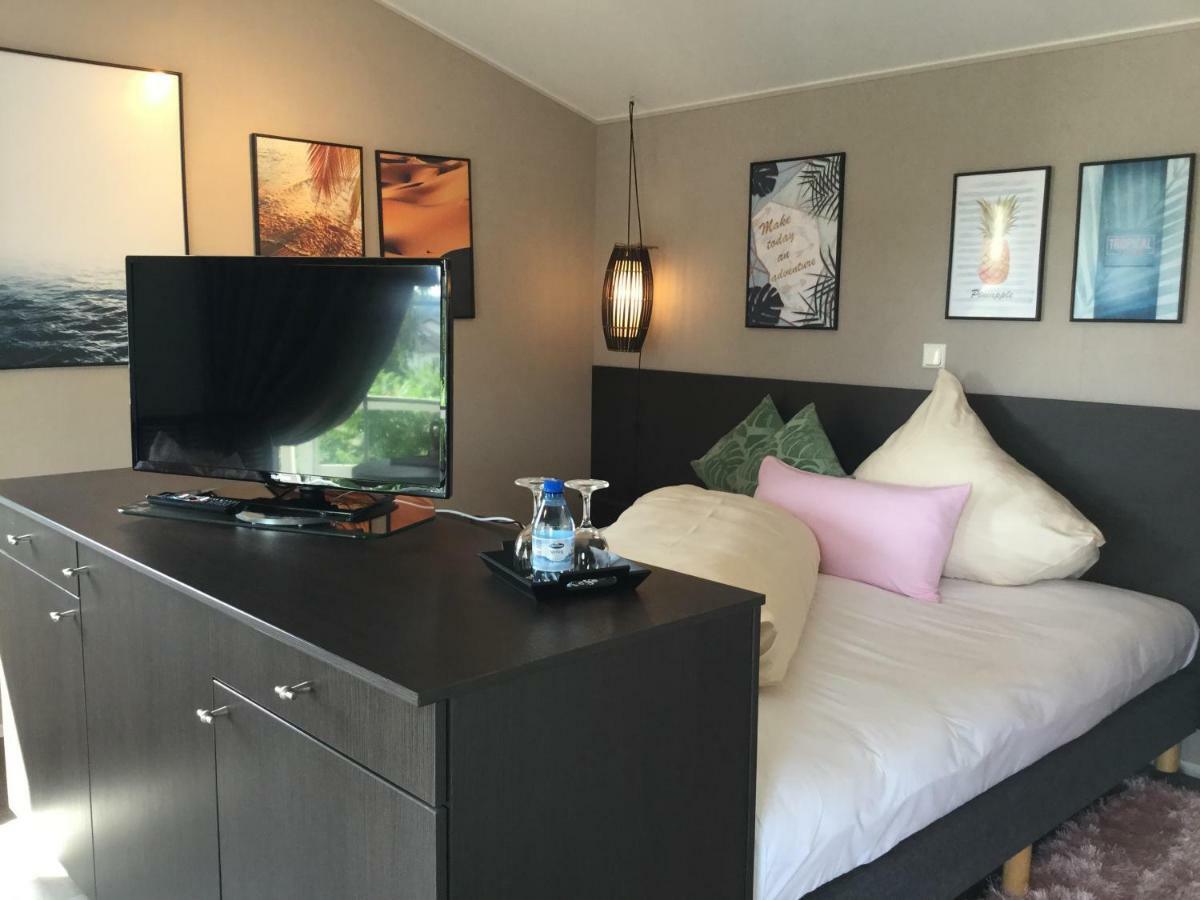 Zu Jeddelohs Lodge Hotel Gladenbach エクステリア 写真