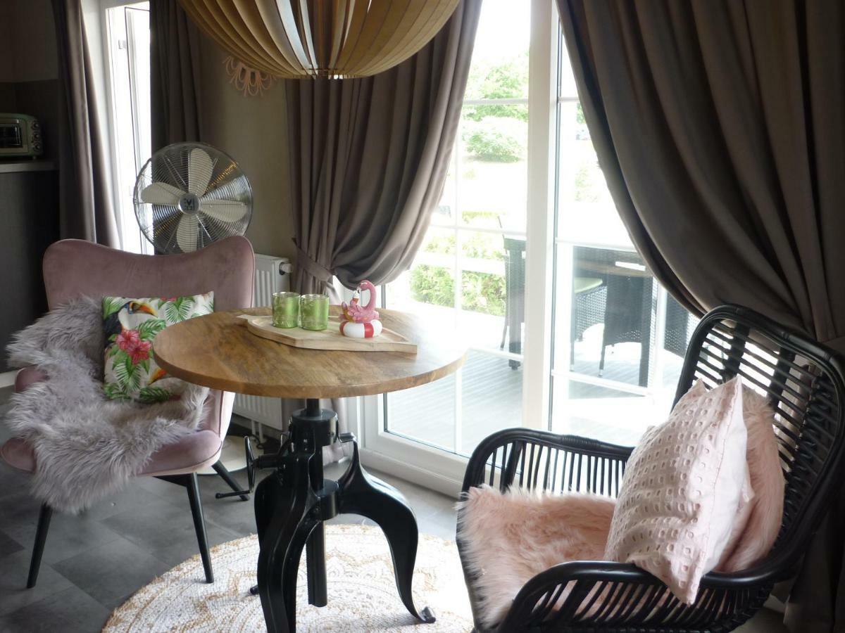 Zu Jeddelohs Lodge Hotel Gladenbach エクステリア 写真
